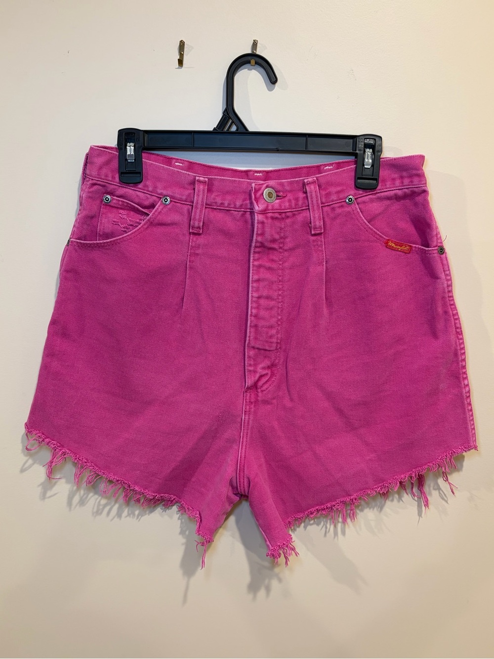 Vintage Wrangler High-Waist Hot Pink Frayed Denim Shorts